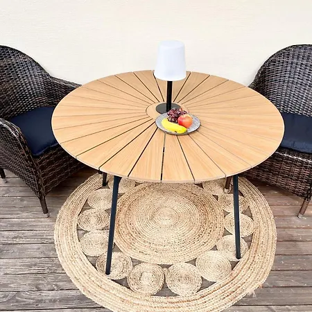 Gemuetliches Seeapartment Am Berg אראך