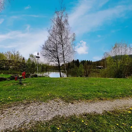 Gemuetliches Seeapartment Am Berg Lejlighed