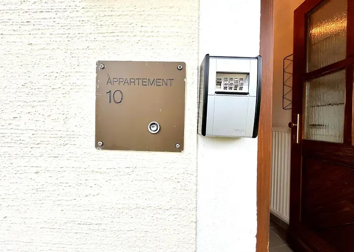 Gemuetliches Seeapartment Am Berg アパート